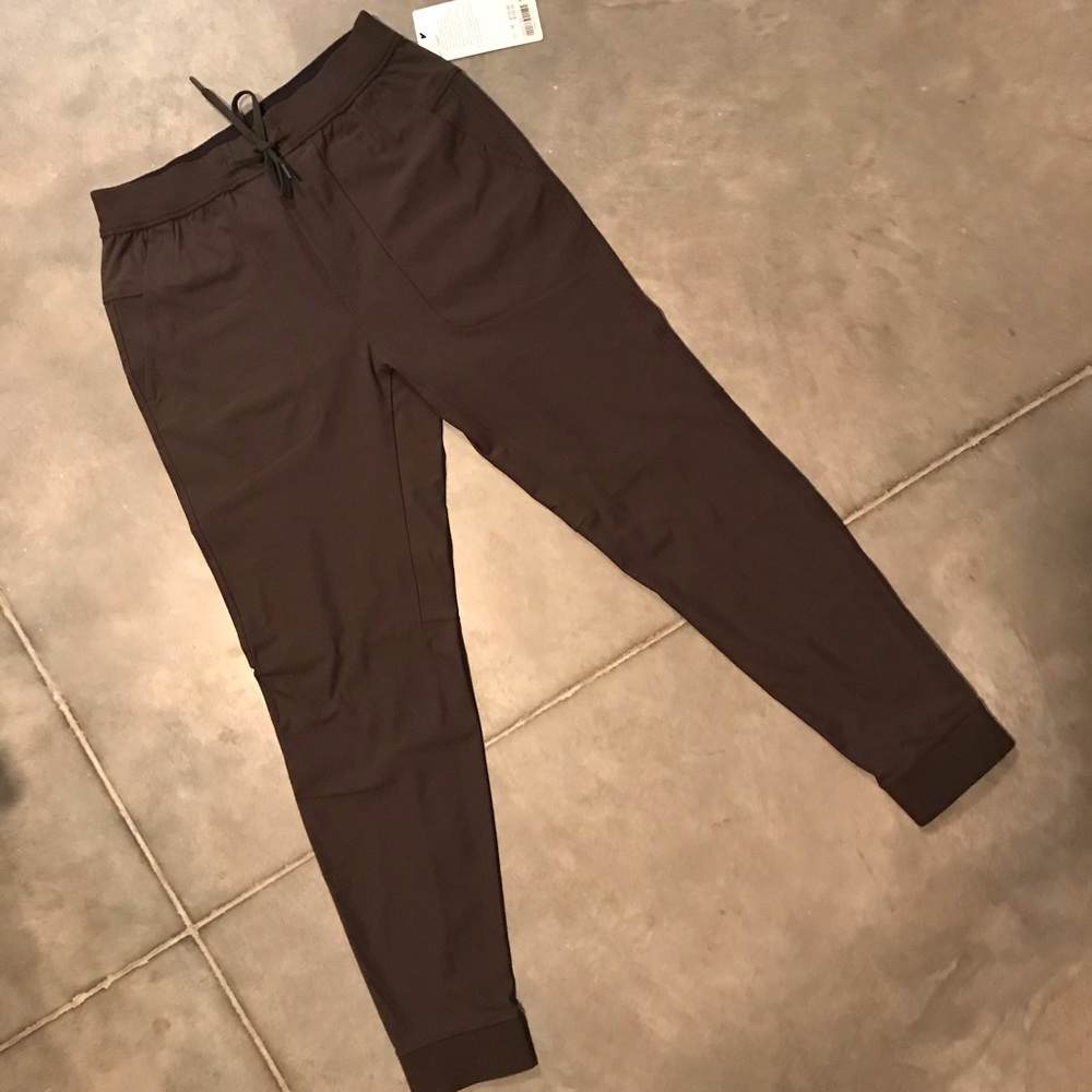 Lululemon ABC Jogger Warpstreme Sz M Dark Olive